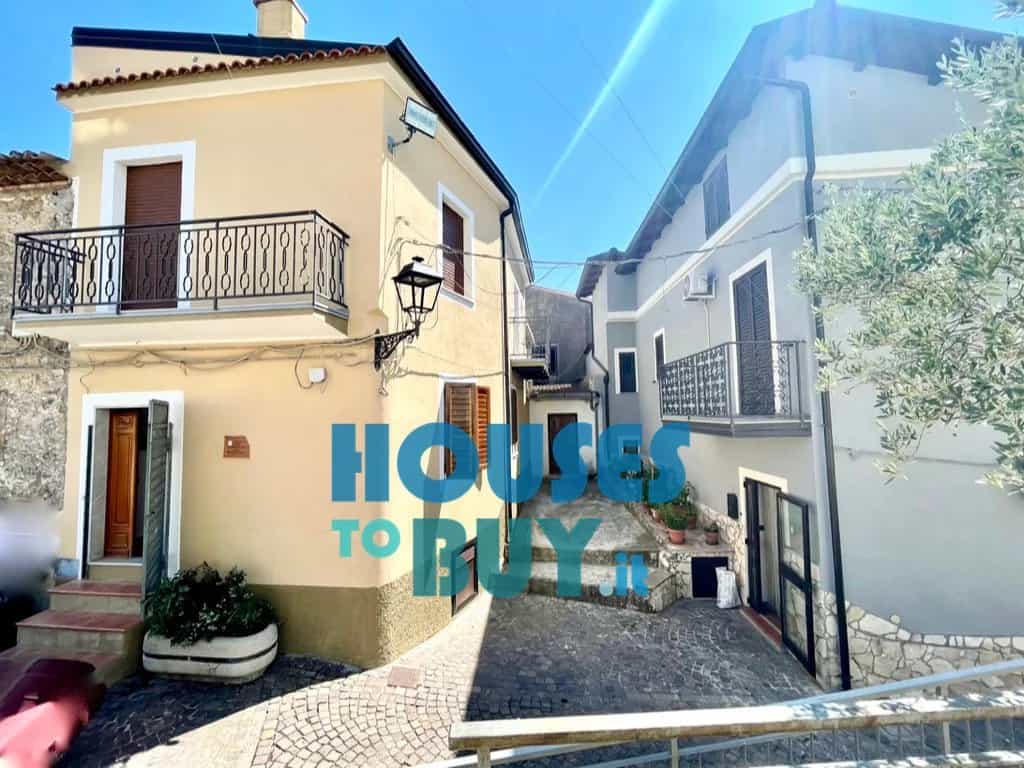 Flere hus i Carfizzi, Calabria 12183665