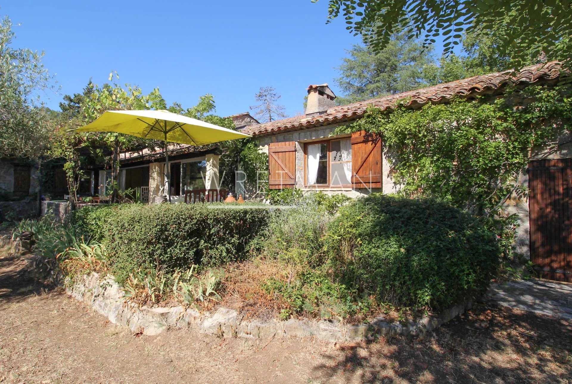 Huis in Montauroux, Provence-Alpes-Côte d'Azur 12183669