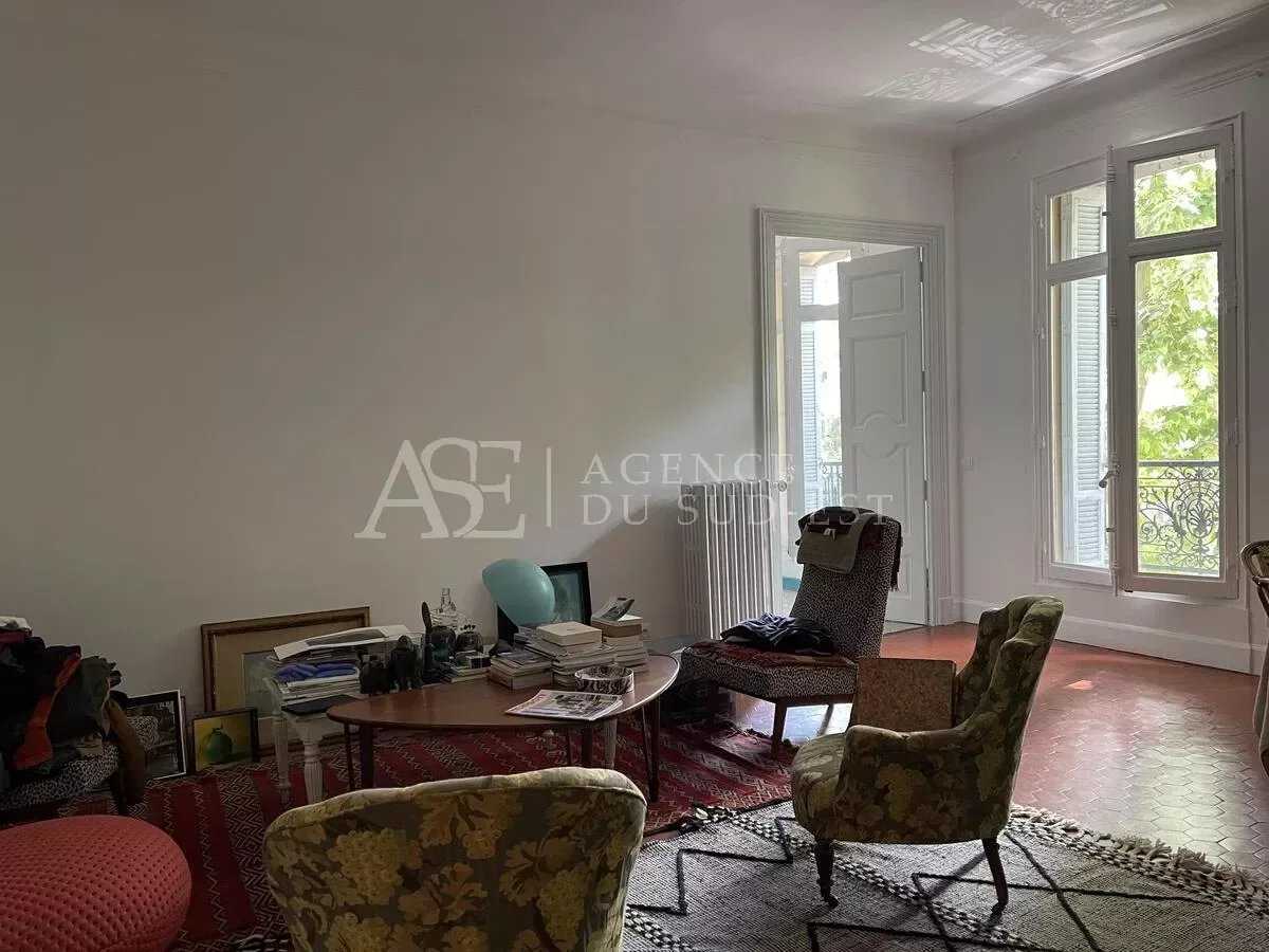 Condominio en Aix en Provence, Provenza-Alpes-Costa Azul 12183757