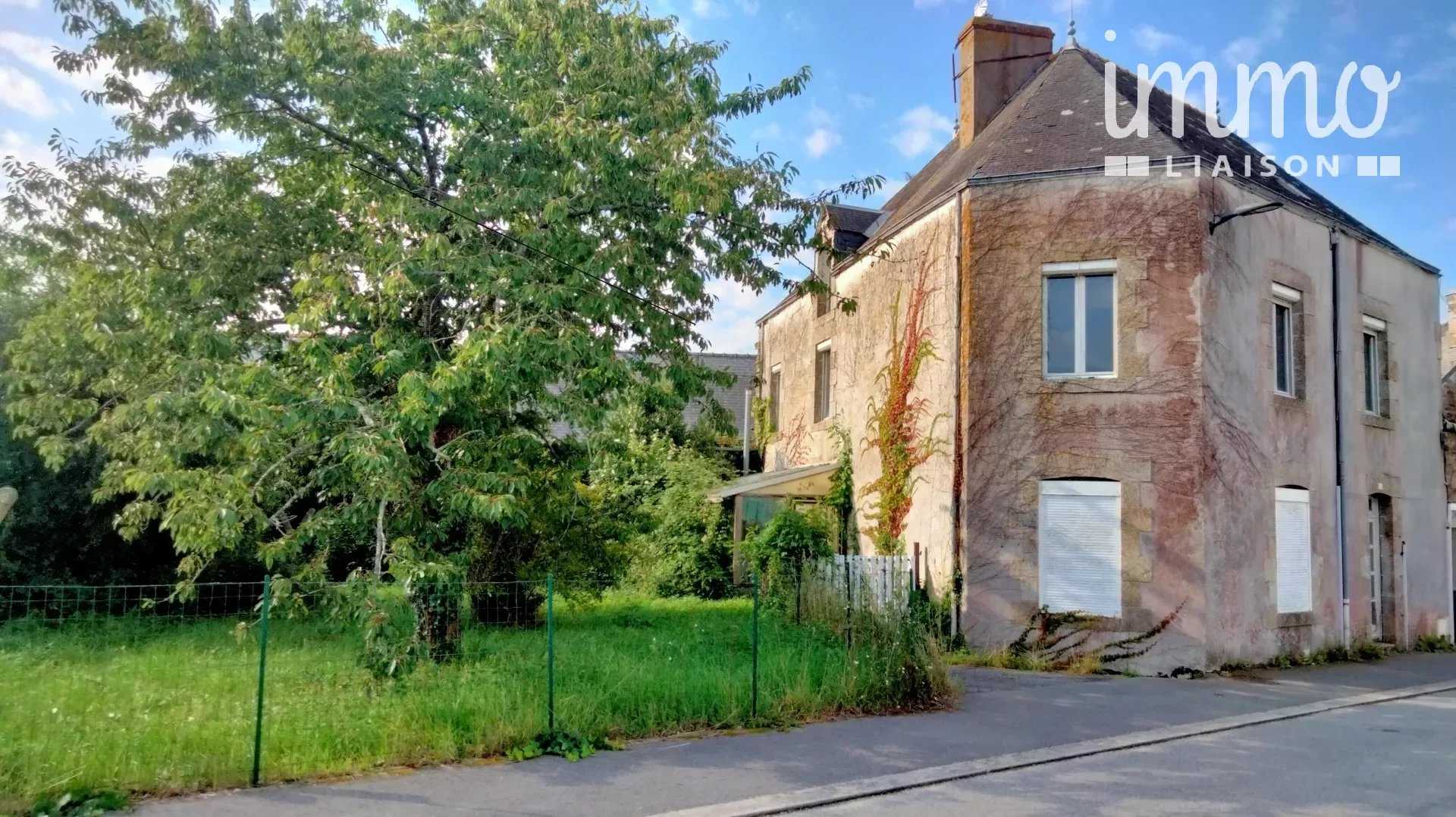 房子 在 Saint-Vincent-sur-Oust, 布列塔尼 12183845