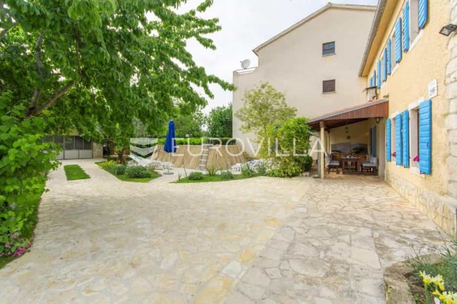 Huis in Pula, Istarska županija 12184156