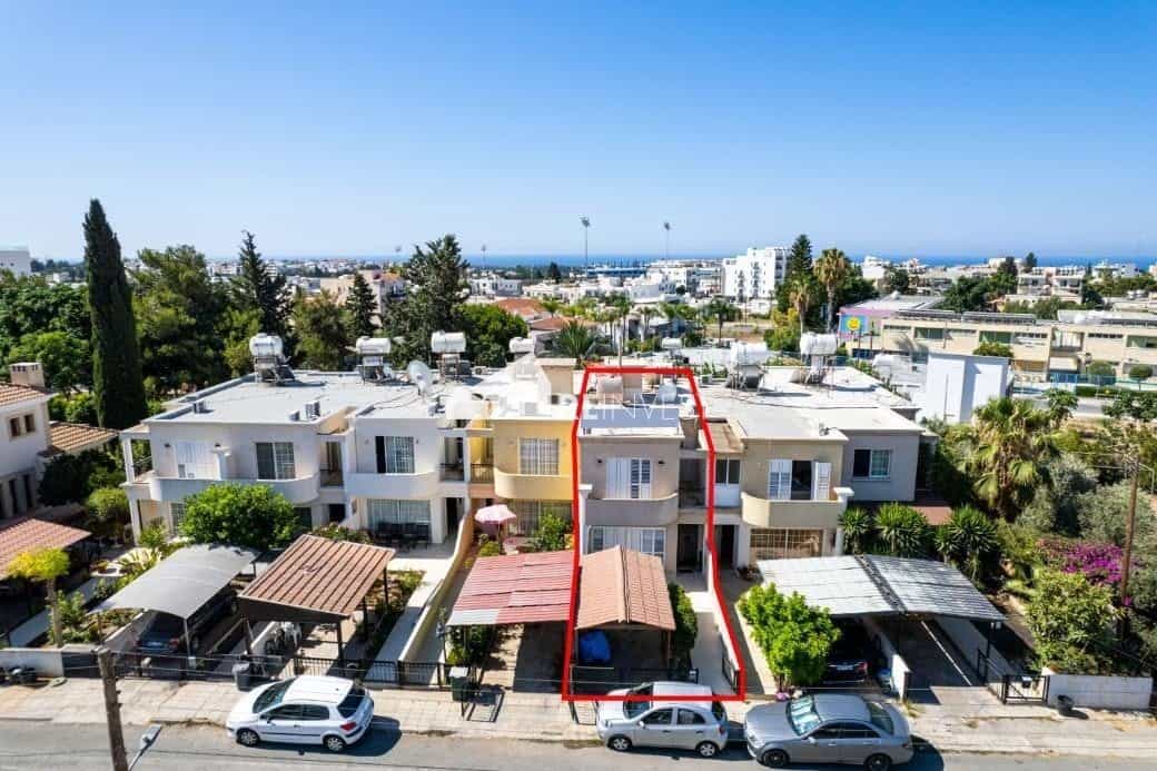 Condominium in Paphos, Pafos 12184218