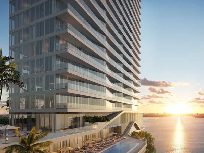 Condominium in Miami, Florida 12184312
