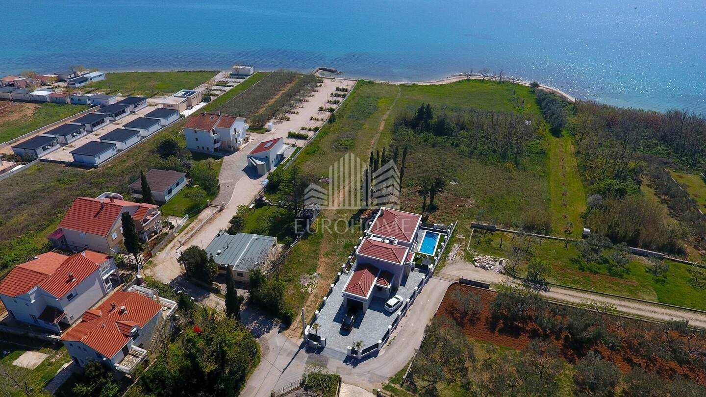 жилой дом в Privlaka, Zadar County 12184861