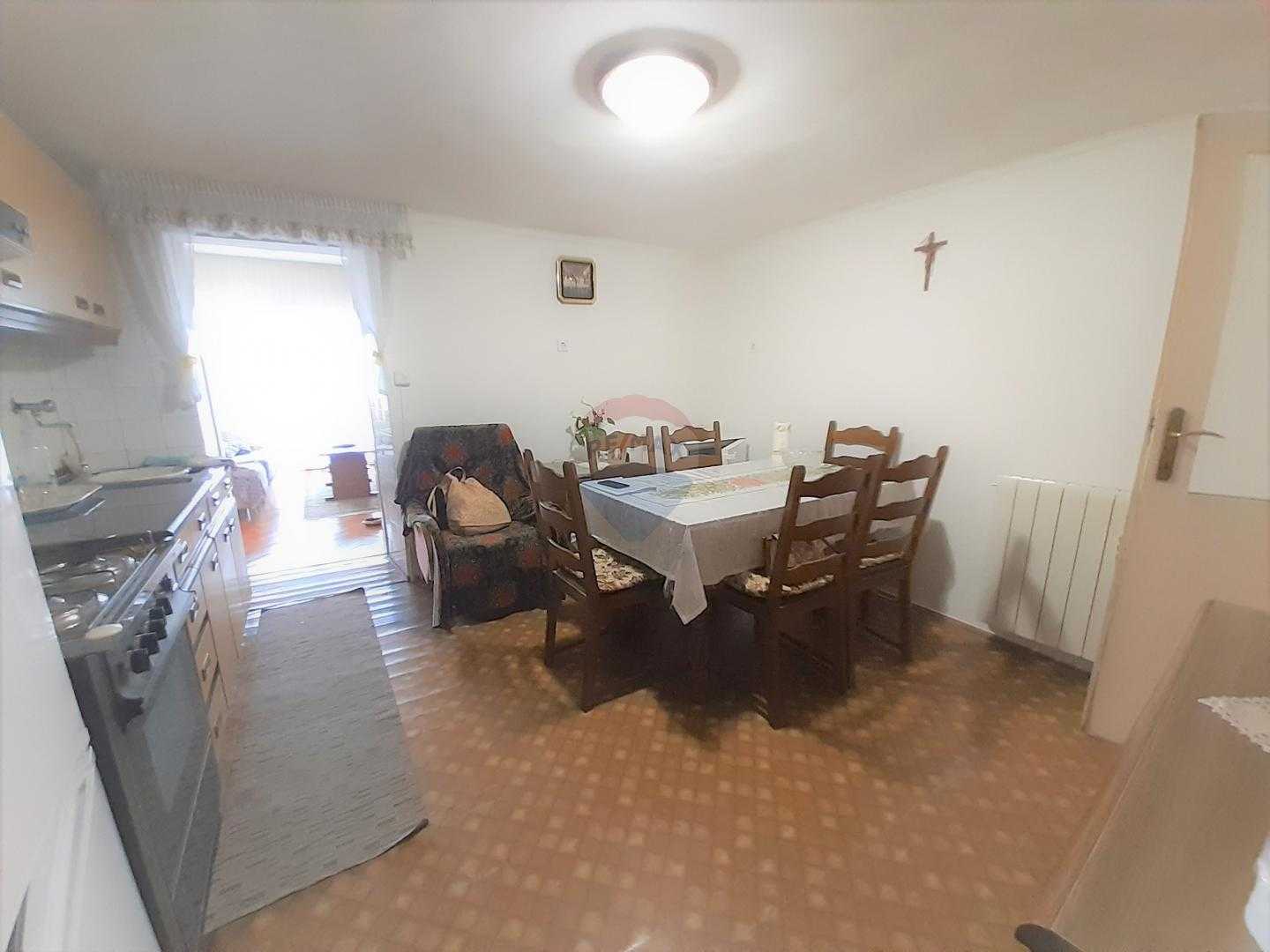House in Motovun, Istarska županija 12185721