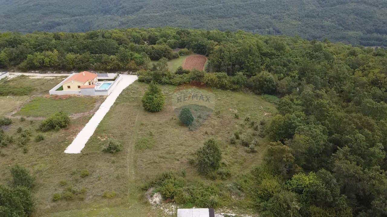 Γη σε Sveti Petar u Sumi, Istarska Zupanija 12185758