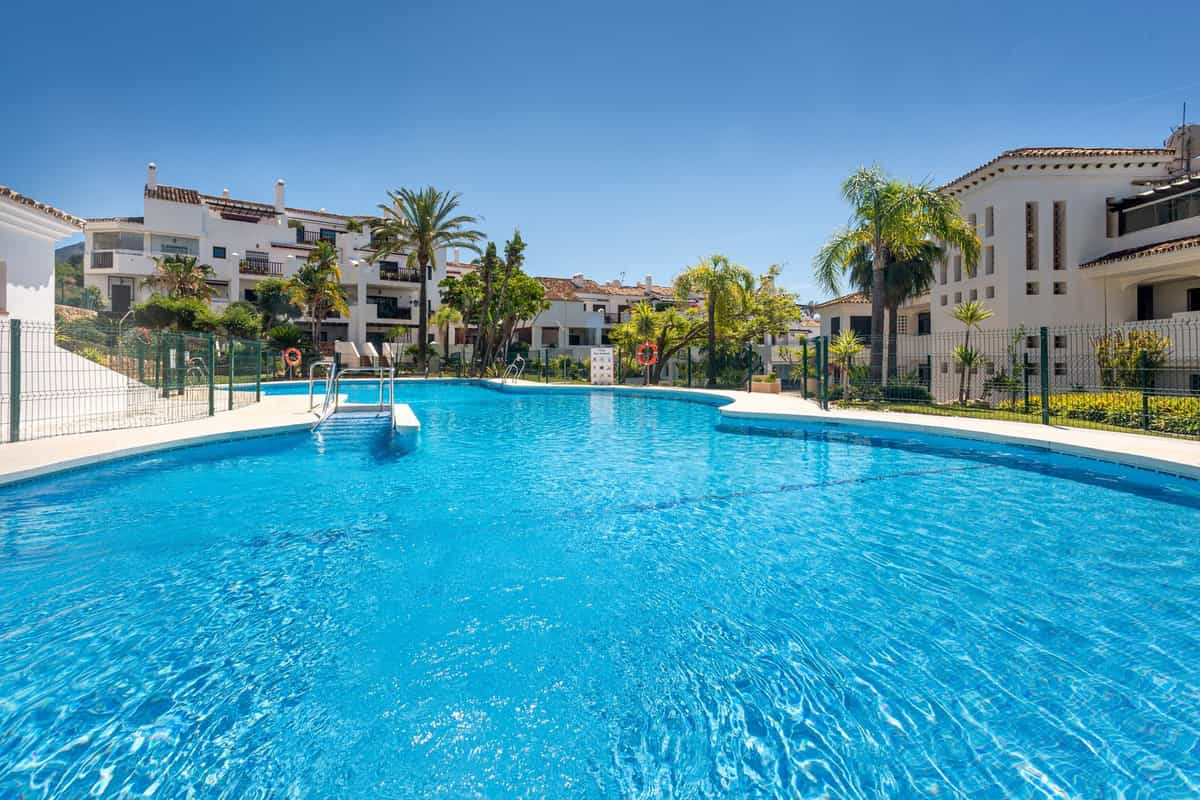 Condominium in Mijas, Andalusia 12186899