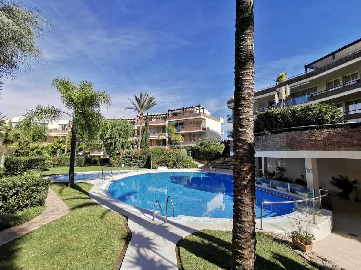 Condominium in Málaga, Andalucía 12186901