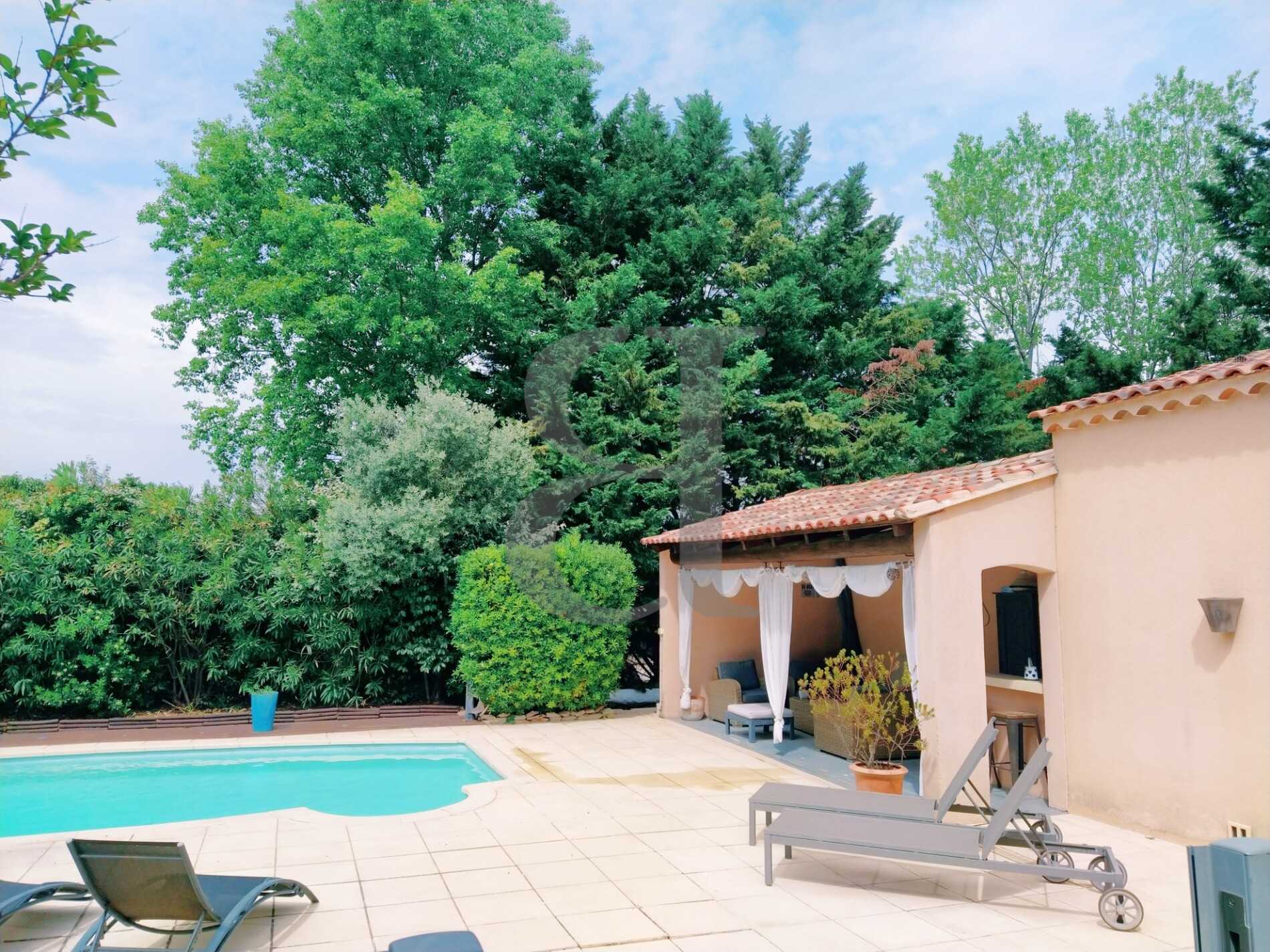 Rumah di L'Isle-sur-la-Sorgue, Provence-Alpes-Cote d'Azur 12186942