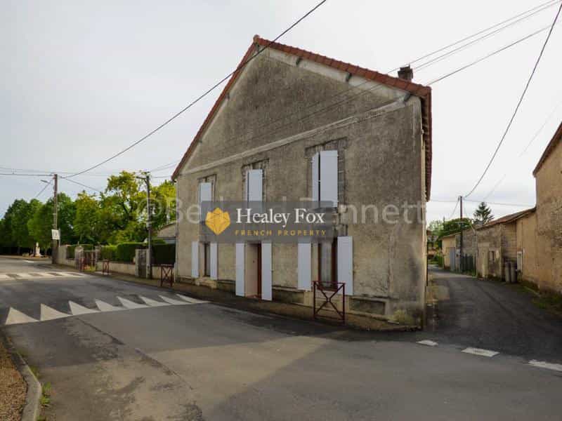 House in Villejesus, Nouvelle-Aquitaine 12186971