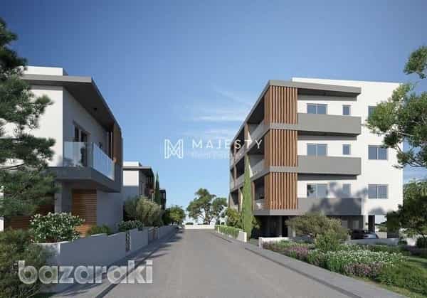 Condominium in Parekklisia, Larnaka 12187758
