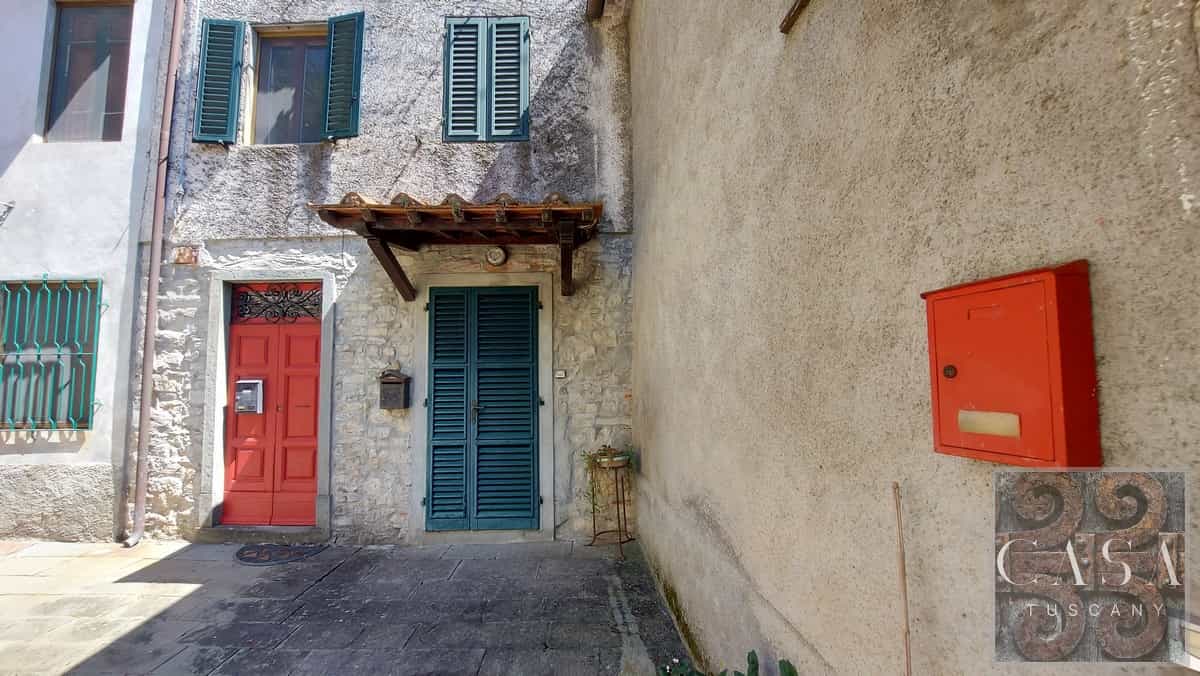 σπίτι σε Bagni di Lucca, Tuscany 12188004