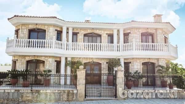 Huis in Agia Fylaxis, Lemesos 12188265