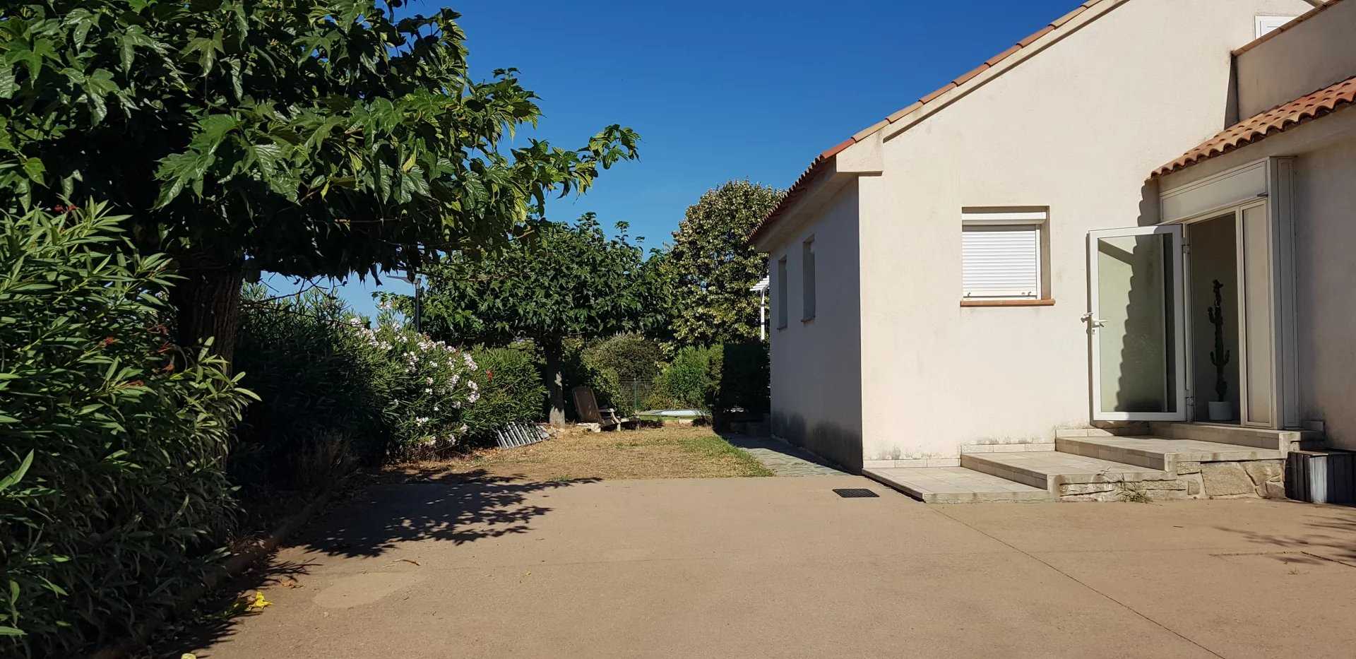 House in Coti-Chiavari, Corse-du-Sud 12188451