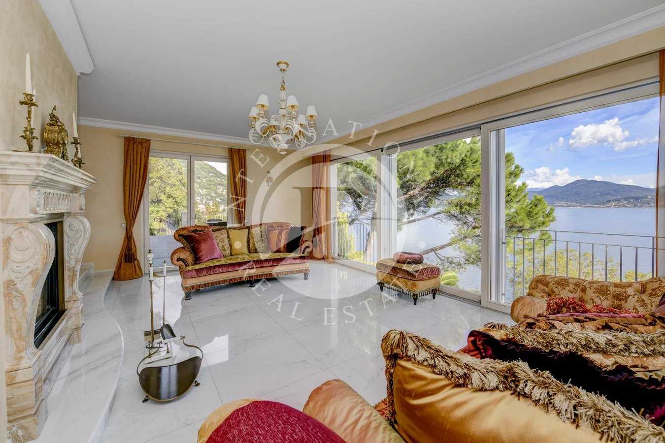 Huis in Cannero Riviera, Verbano-Cusio-Ossola 12188517