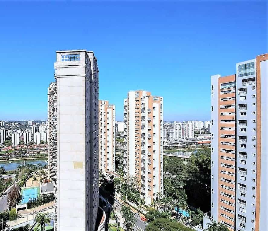אַחֵר ב , São Paulo 12188908