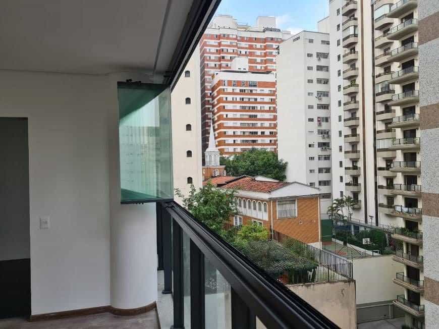 آخر في Sao Paulo, Sao Paulo 12189125