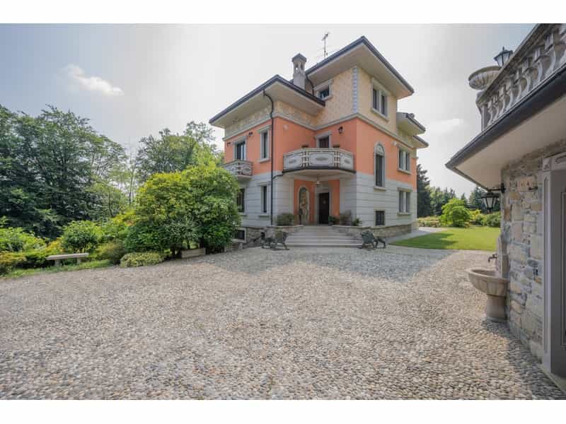 rumah dalam Gignese, Piedmont 12189634