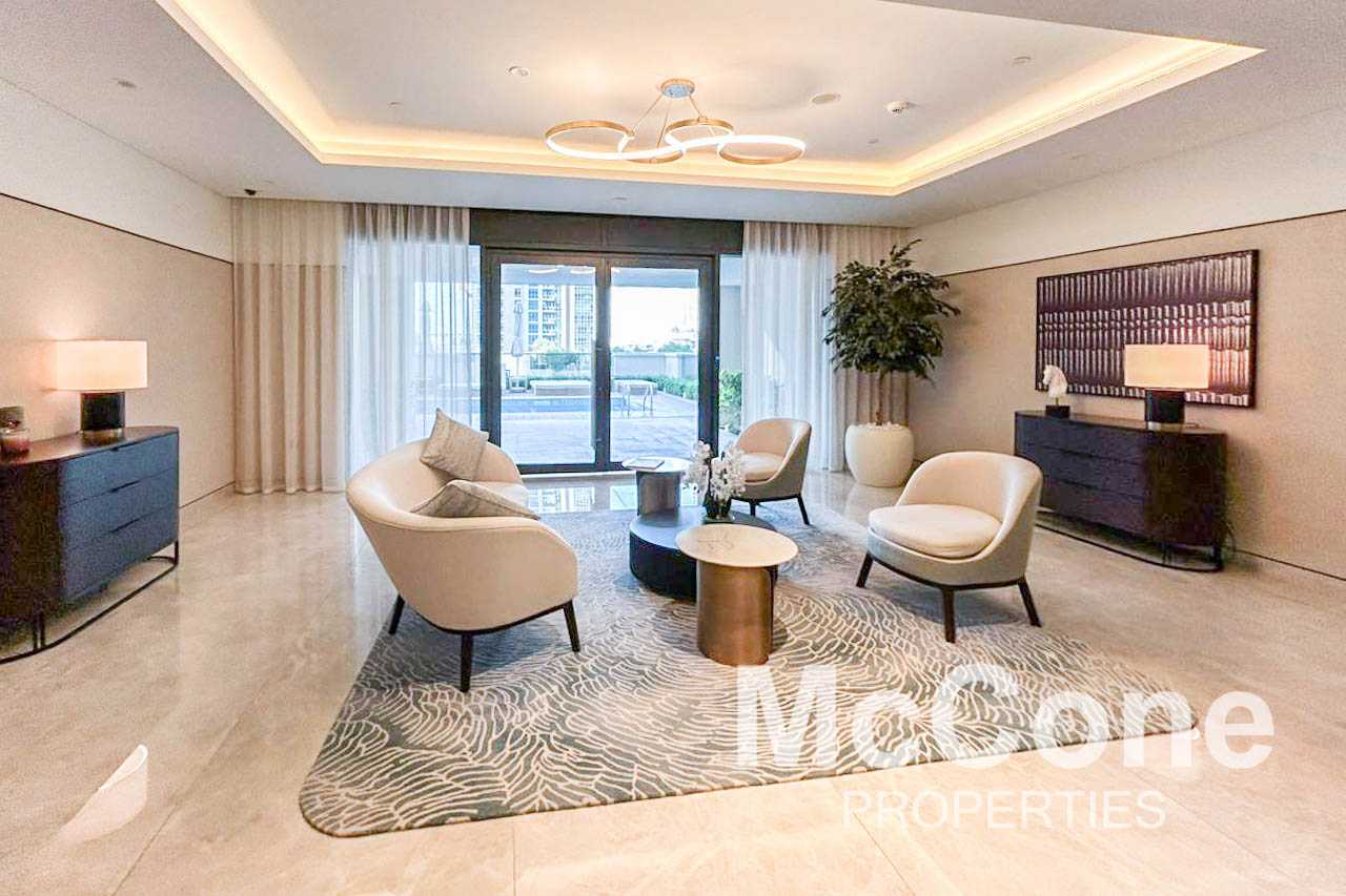 Condominium in Dubai, Dubai 12189674