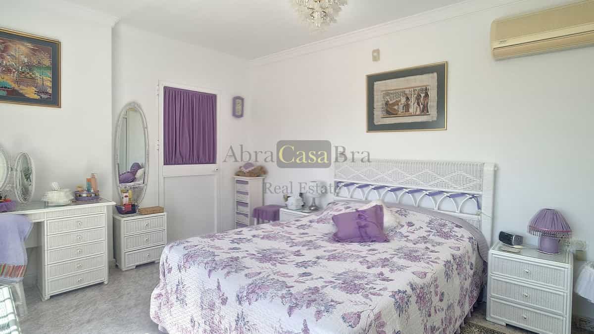Rumah di Arenas, Andalusia 12189951
