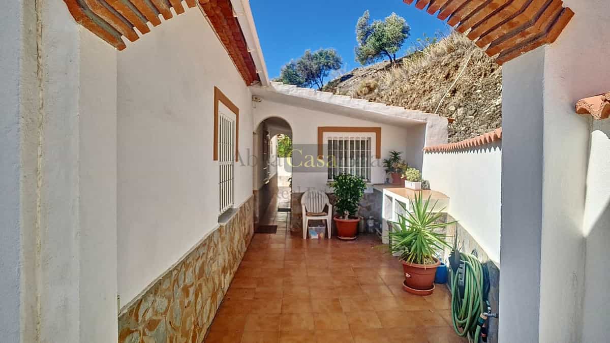 σπίτι σε Arenas, Andalusia 12189951