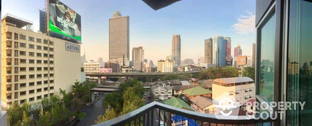 Condominium in Sathon, Krung Thep Maha Nakhon 12189970