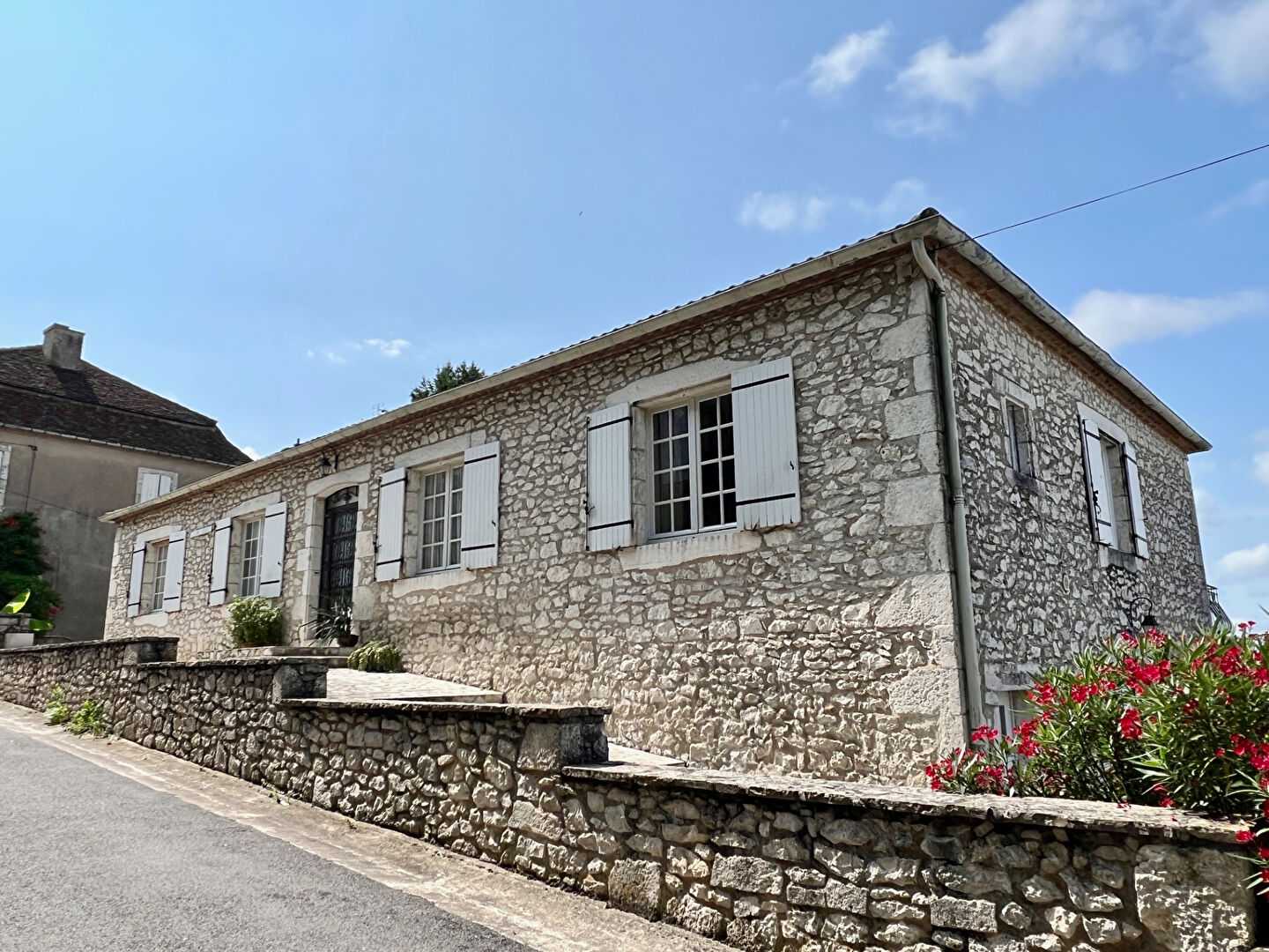 집 에 Monflanquin, Nouvelle-Aquitaine 12191250