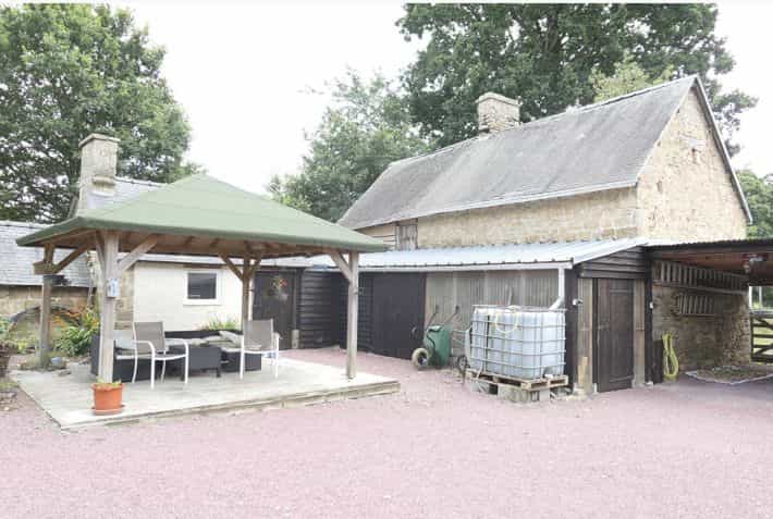 жилой дом в Le Mesnil-Gilbert, Normandie 12191871