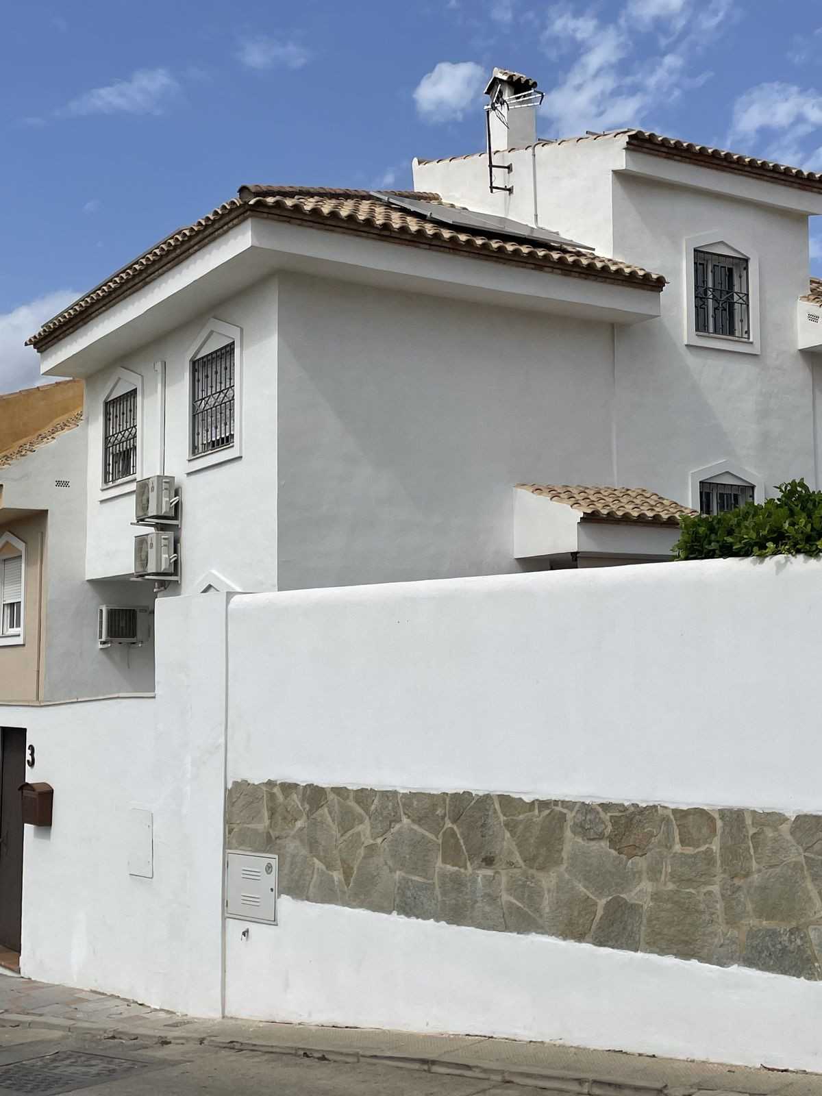 House in Fuengirola, Andalusia 12192281