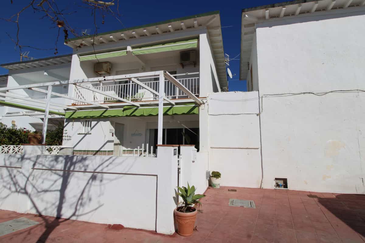 House in Fuengirola, Andalusia 12192685