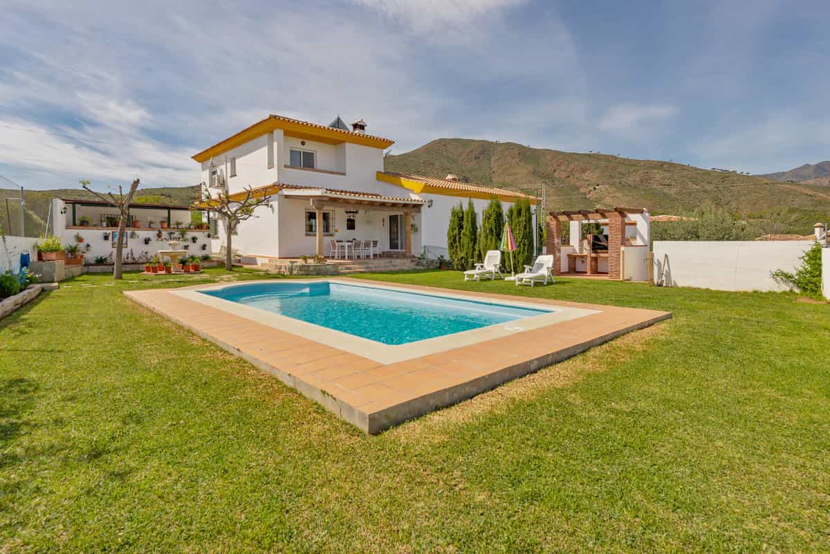 Dom w La Cala de Mijas, Andalusia 12192771