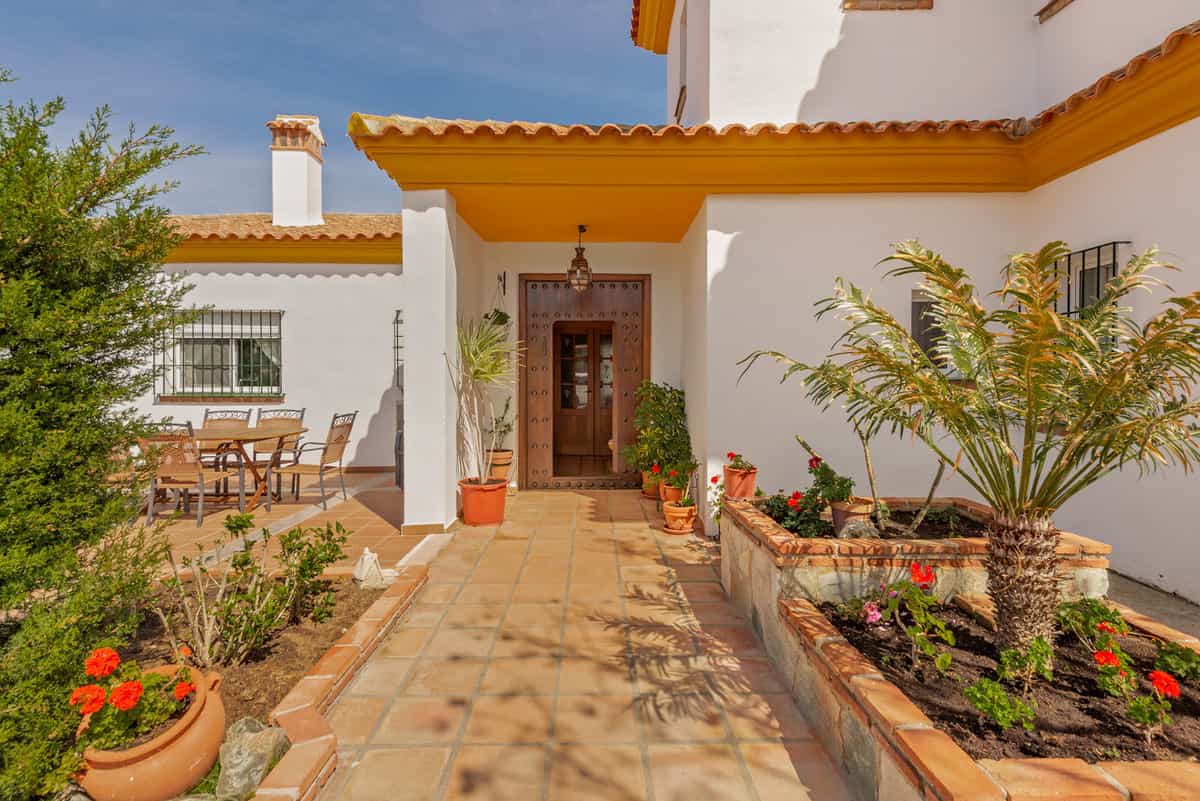 Dom w La Cala de Mijas, Andalusia 12192771
