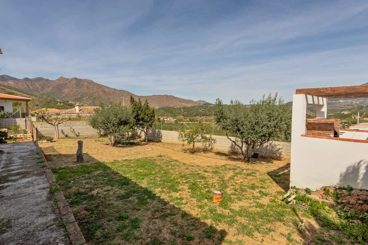 Dom w La Cala de Mijas, Andalusia 12192788