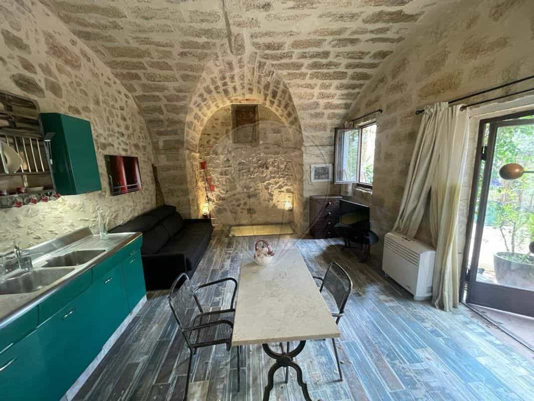 Talo sisään Pomérols, Occitanie 12192896