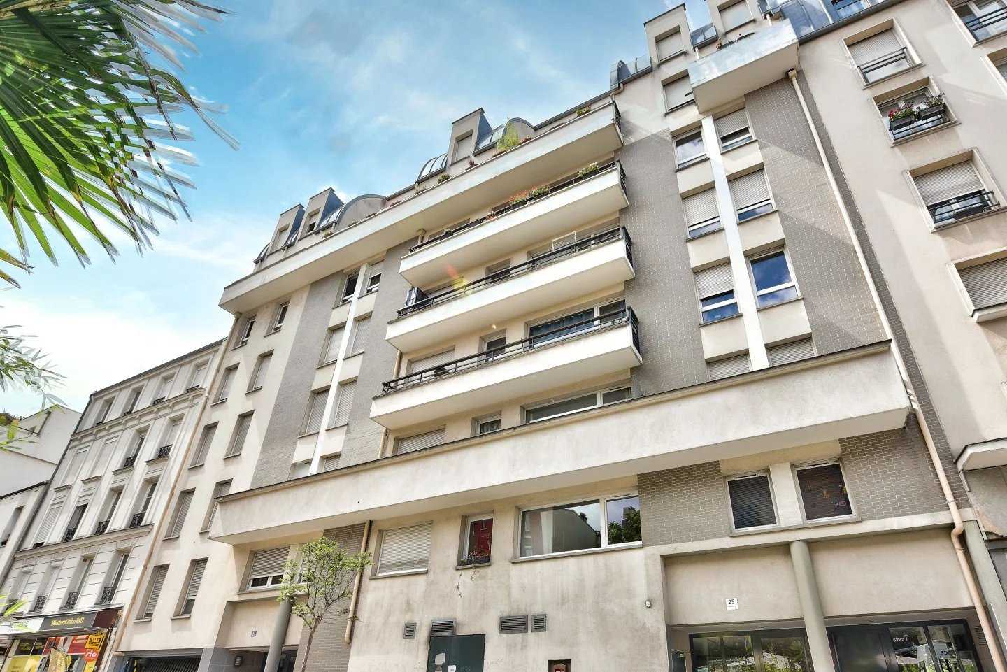Condominium dans Clichy, Hauts-de-Seine 12193980