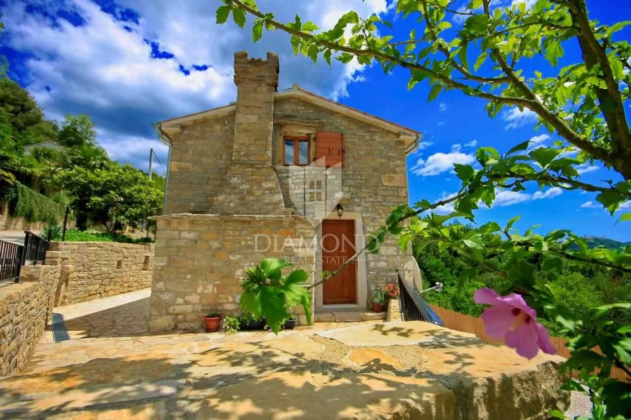 σπίτι σε Oprtalj, Istria County 12194538