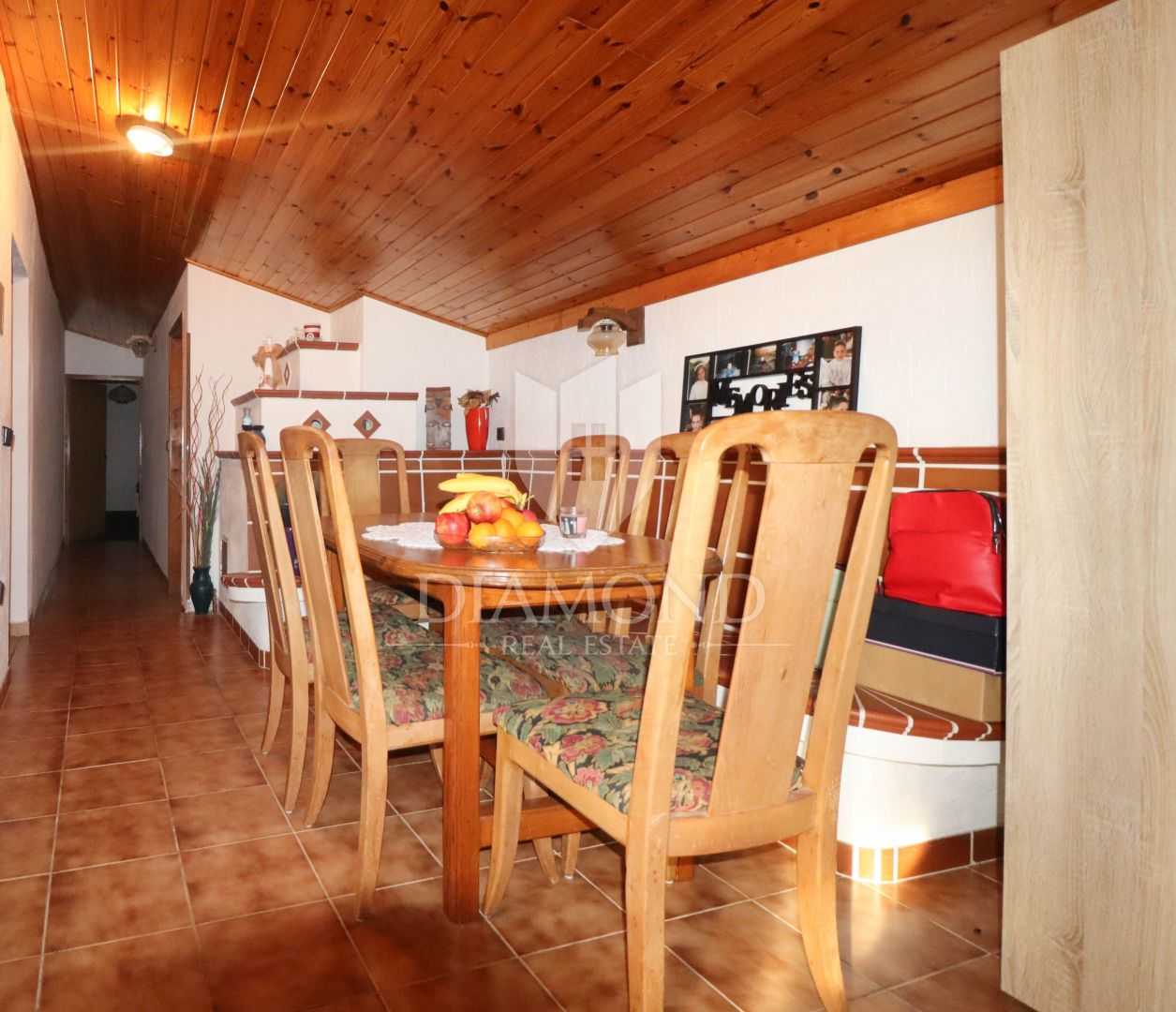 casa en Poreč, Istarska Županija 12194559