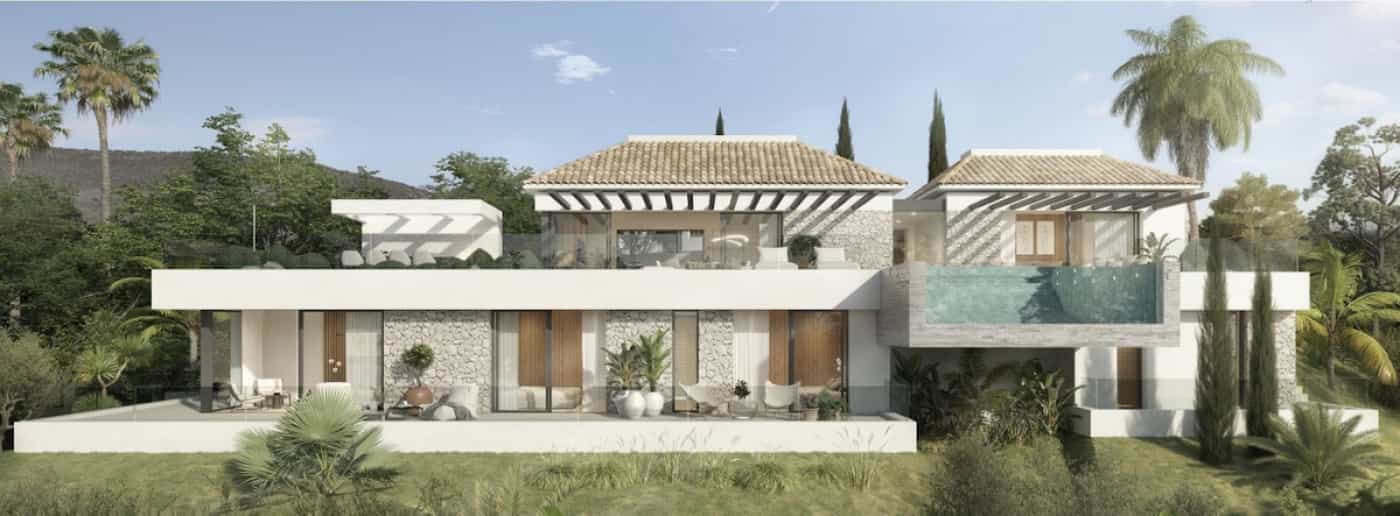 House in Fuengirola, Andalusia 12194868