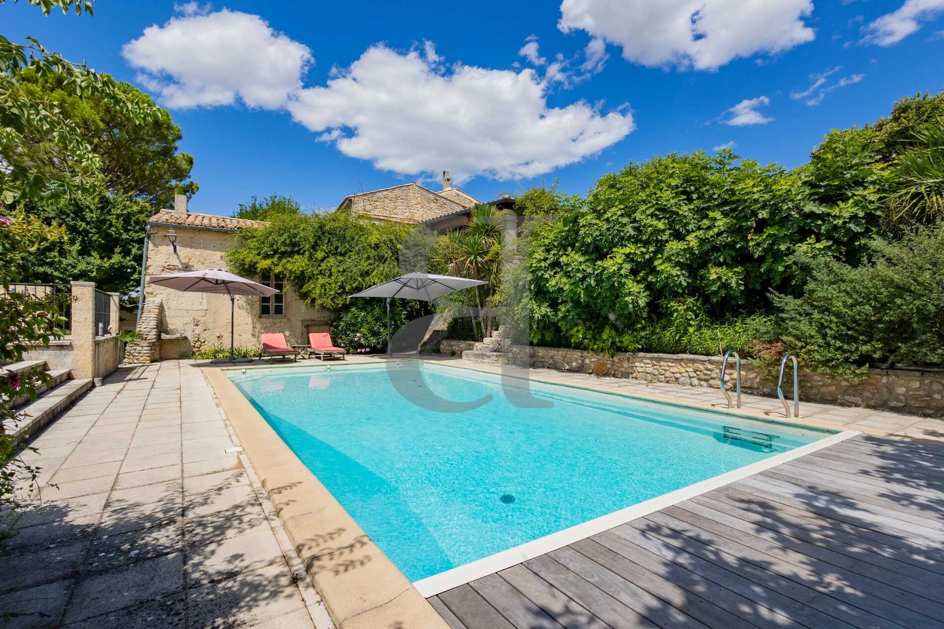 Будинок в Visan, Provence-Alpes-Cote d'Azur 12195422