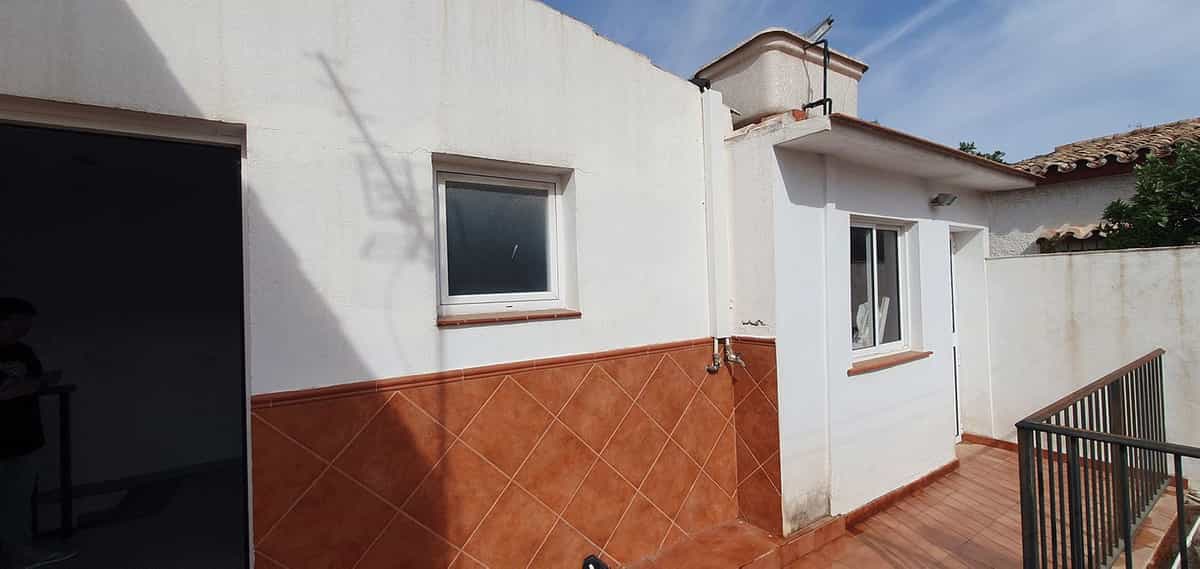 жилой дом в Arroyo de la Miel, Andalusia 12195481
