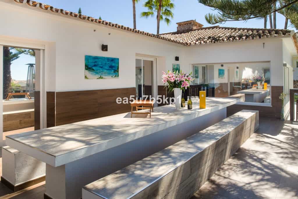 House in Marbella, Andalusia 12195574
