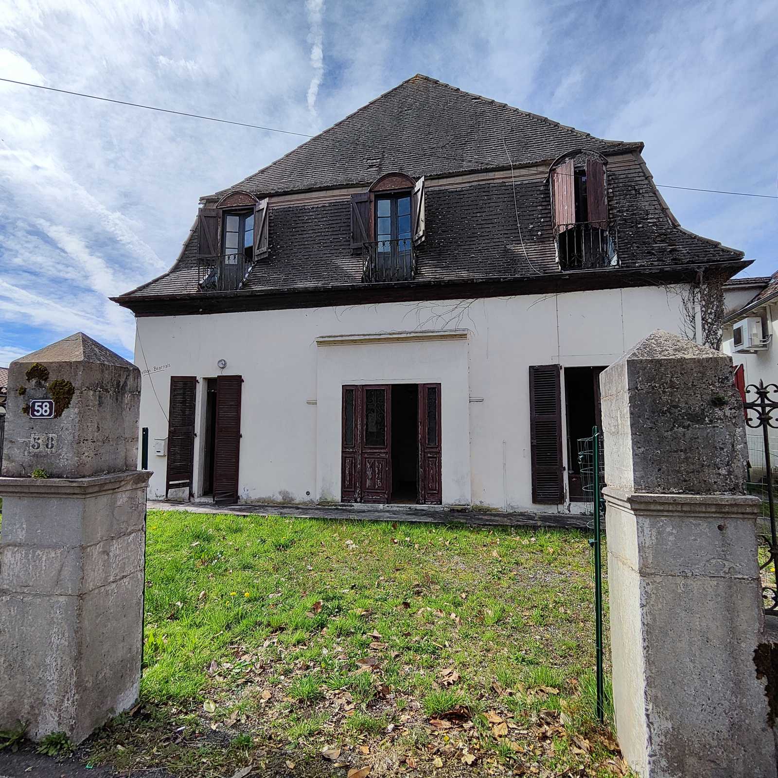 Будинок в Salies-de-Béarn, Nouvelle-Aquitaine 12195604