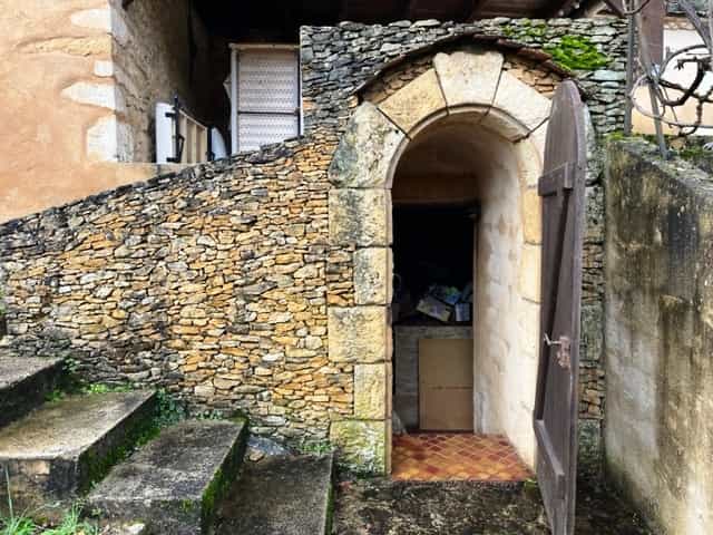 मकान में Queyssac, Nouvelle-Aquitaine 12195750