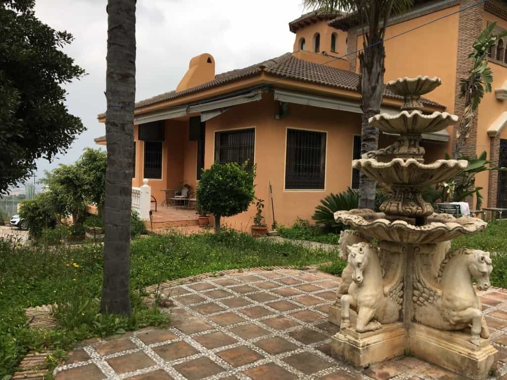Huis in Alhaurin de la Torre, Andalusië 12195784