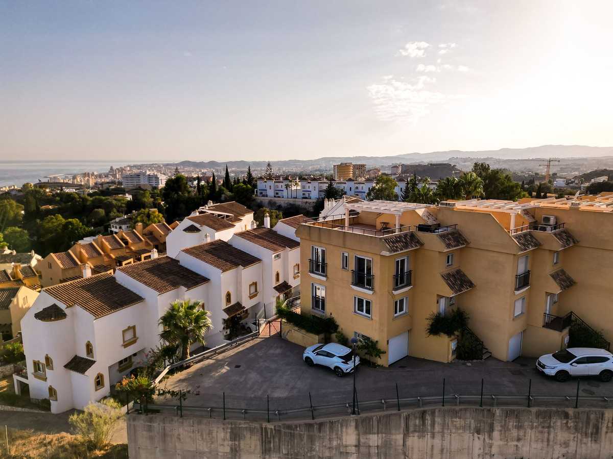 Hus i Fuengirola, Andalusia 12196001