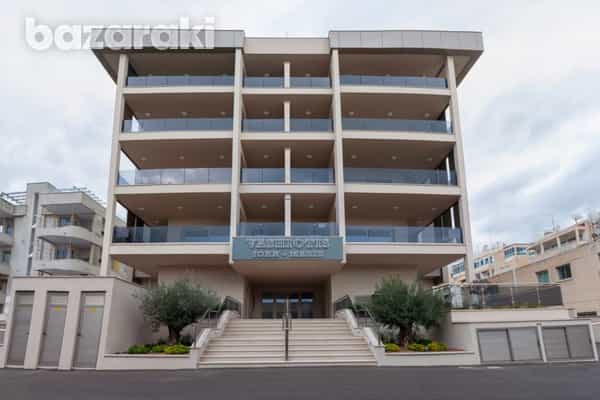 Condominium dans Agios Tychon, Larnaka 12196272
