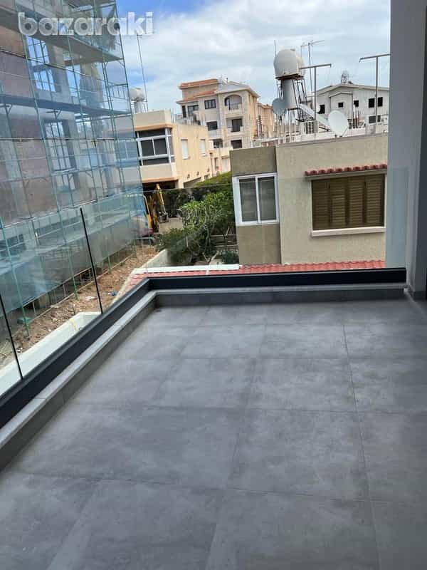 Condominium in Kato Polemidia, Limassol 12196554