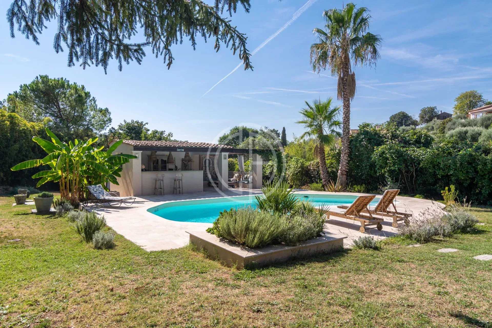 rumah dalam rumput, Provence-Alpes-Côte d'Azur 12197239