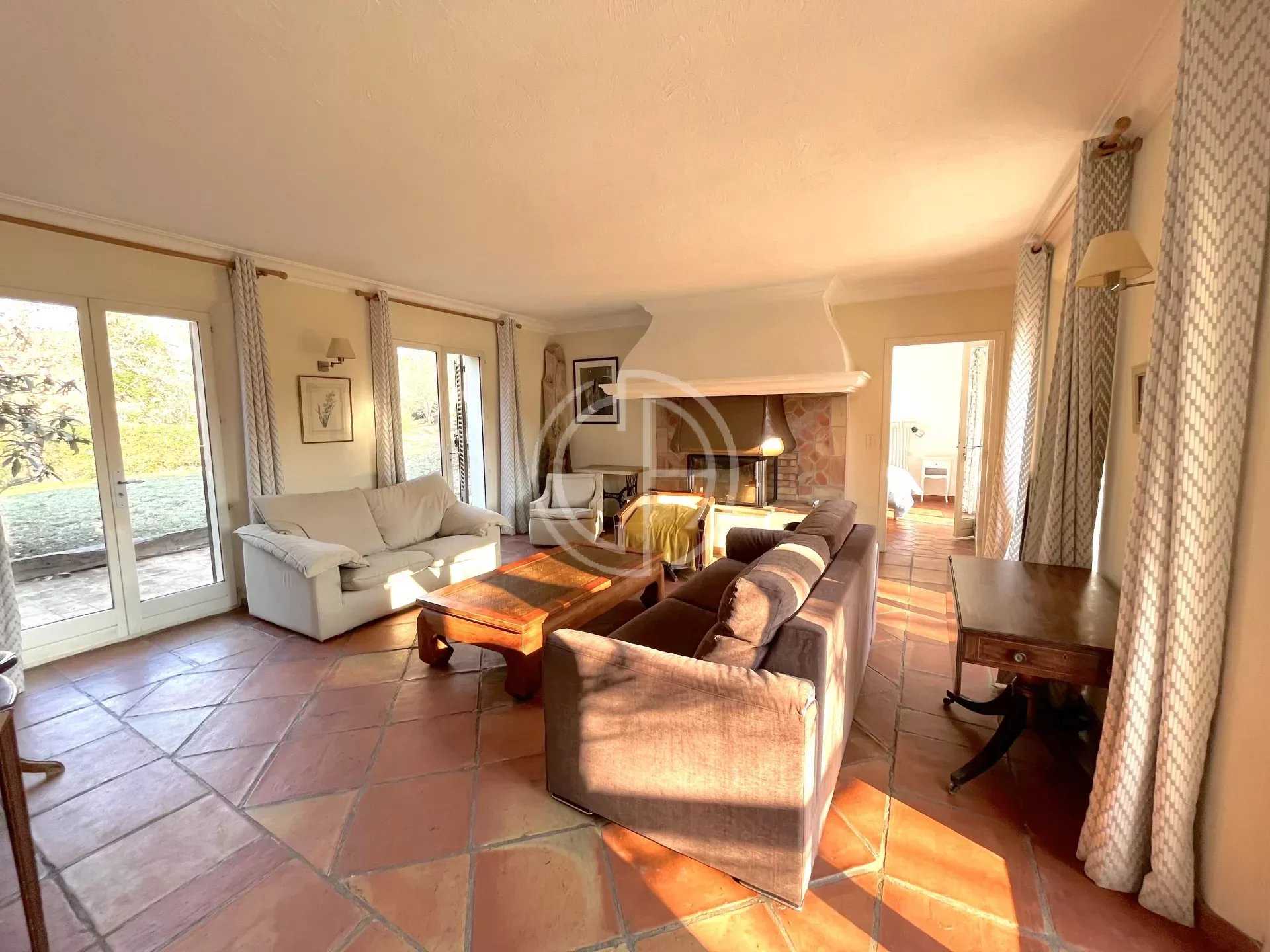 House in Mouans-Sartoux, Provence-Alpes-Cote d'Azur 12197250