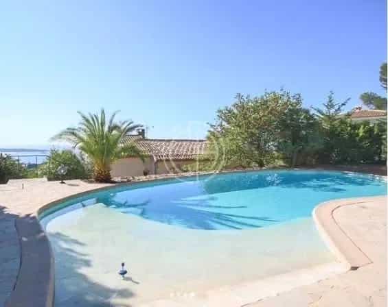 House in Vallauris, Provence-Alpes-Cote d'Azur 12197313